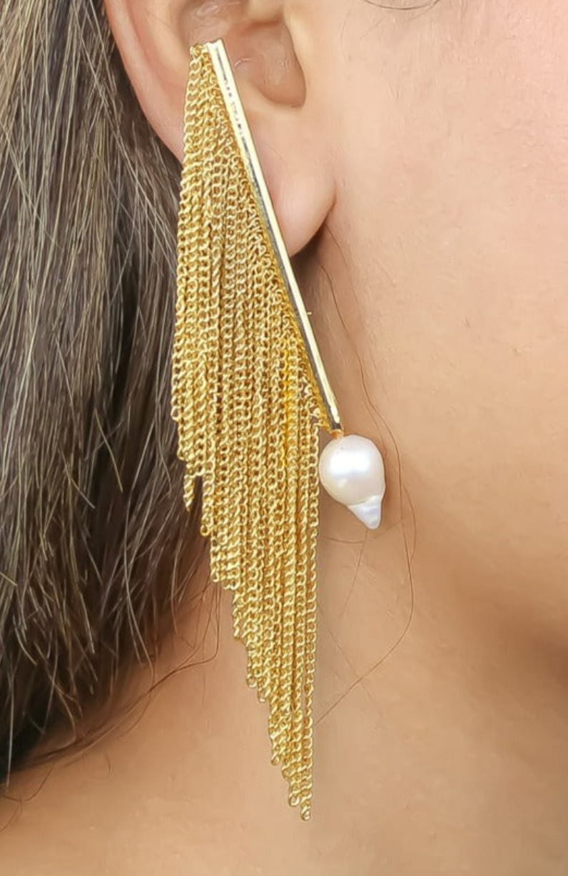 Goddess Pearl earrings